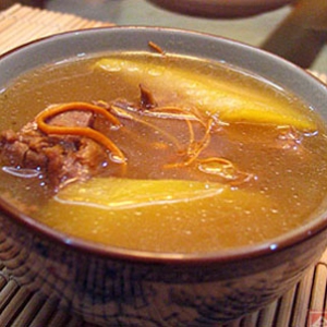 冬季养生食谱推荐：虫草蒸老鸭 补虚益精 滋阴助阳