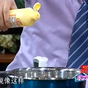 家政女皇20131113视频:董金狮讲洗洁精危害、经皮毒、薄皮混沌的制作方法