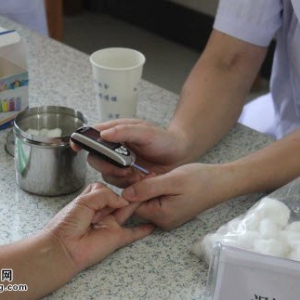 《养生堂》20140623视频笔记:杨金奎讲战胜糖尿病-2、糖尿病控血糖、糖尿病饮食误区