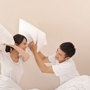 夫妻睡前互按哪几个地方趣味多？