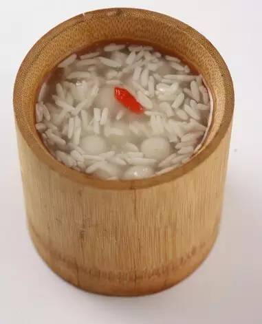 白露秋风夜，一夜凉一夜