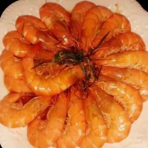 人老了就要多吃素，不能吃肉了吗？