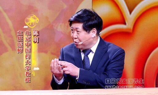 《养生堂》从百草园到养生堂——圣草名药安度夏